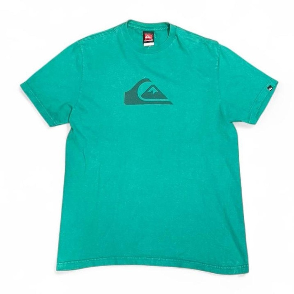 Y2K Quiksilver Graphic Surfwear Shirt